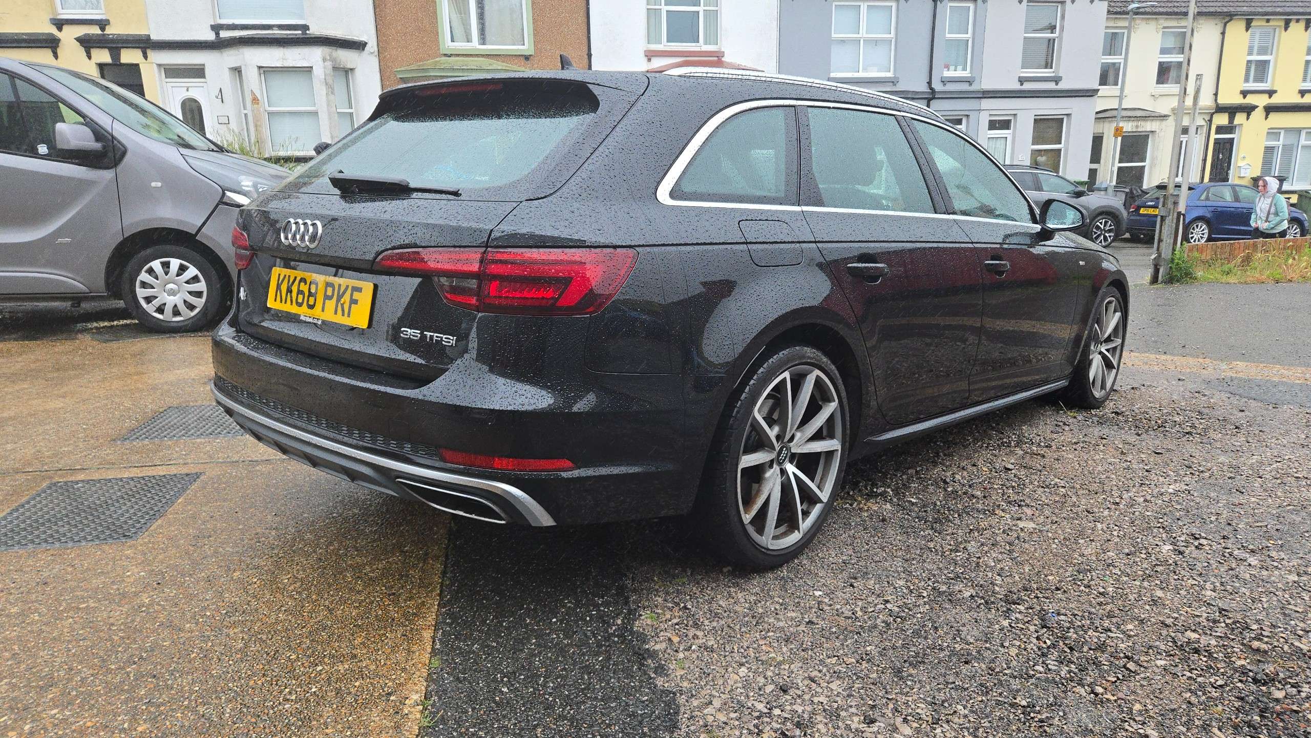 A 2019 AUDI A4 AVANT 2.0 TFSI 35 S line Euro 6 (s/s) 5dr A 2019 AUDI A4 AVANT 2.0 TFSI 35 S line Euro 6 (s/s) 5dr