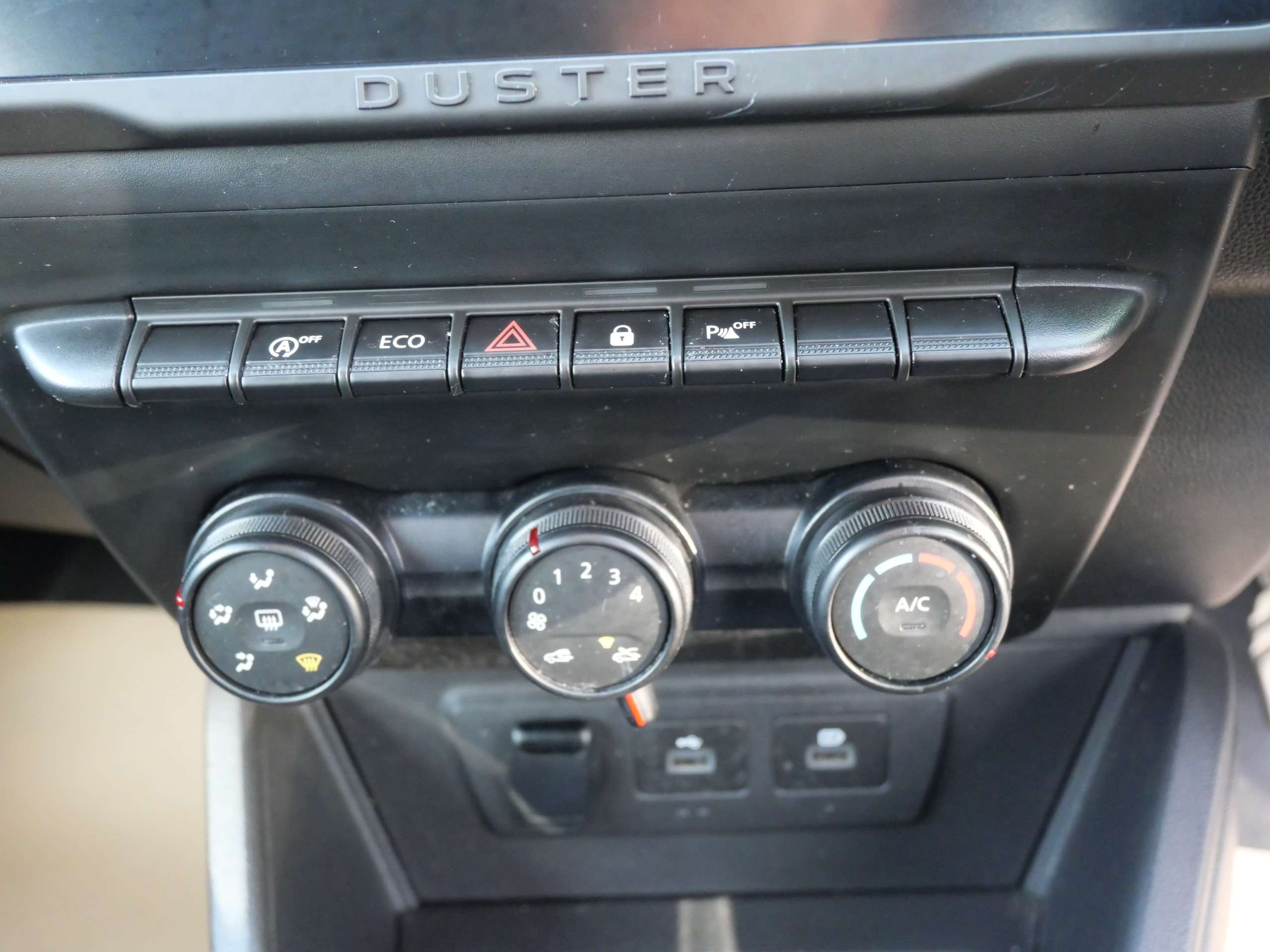 2022 DACIA DUSTER 2022 DACIA DUSTER