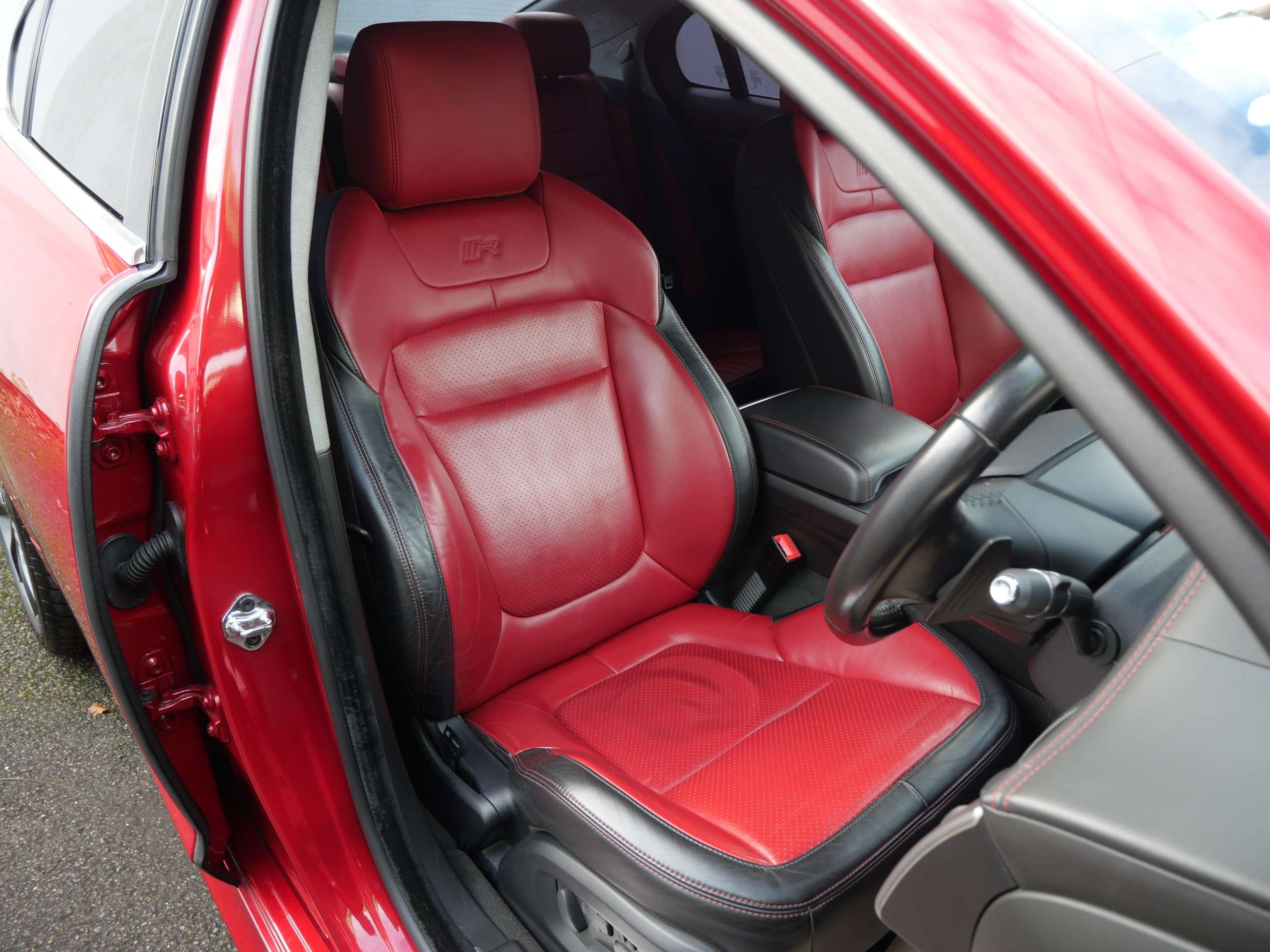 2013 JAGUAR XF 2013 JAGUAR XF