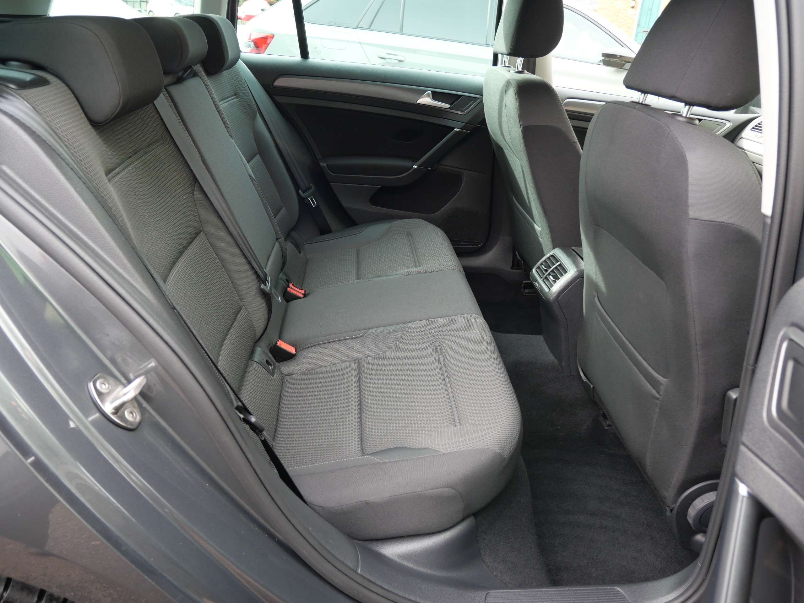 2019 VOLKSWAGEN GOLF 2019 VOLKSWAGEN GOLF
