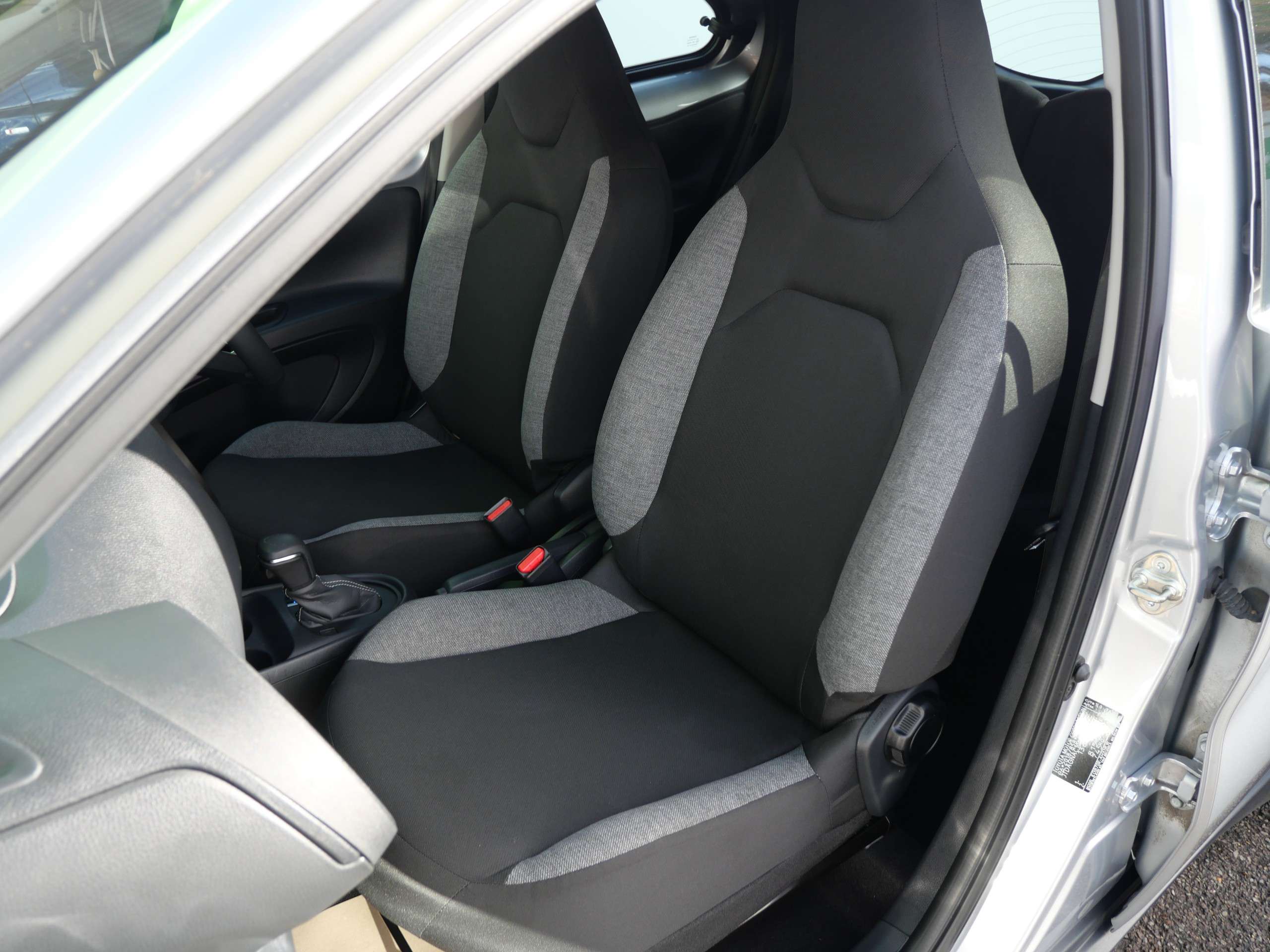 2023 TOYOTA AYGO X 2023 TOYOTA AYGO X