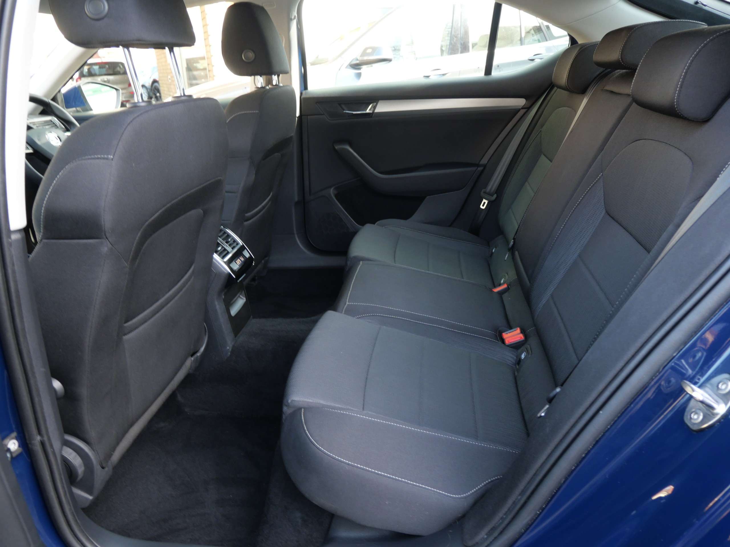 2016 SKODA SUPERB 2016 SKODA SUPERB