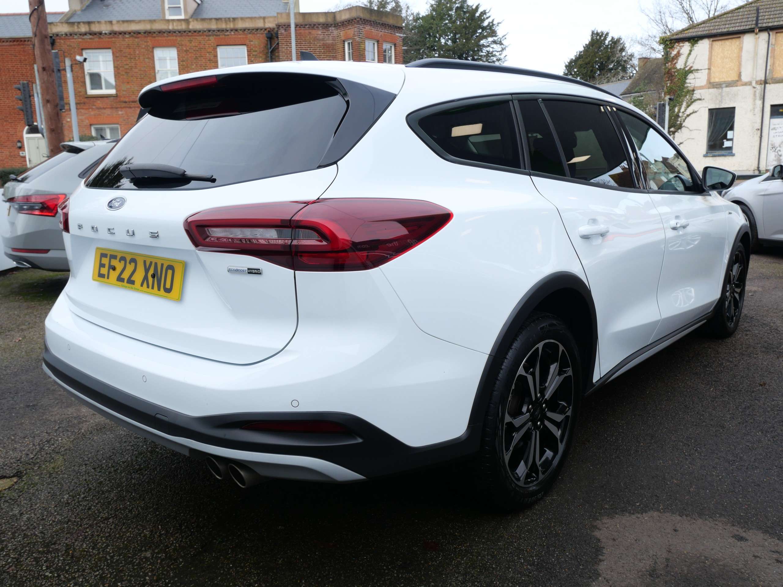 A 2022 FORD FOCUS 1.0T EcoBoost MHEV Active Vignale Petrol Hybrid Euro 6 (s/s) 5dr1 Owner A 2022 FORD FOCUS 1.0T EcoBoost MHEV Active Vignale Petrol Hybrid Euro 6 (s/s) 5dr1 Owner