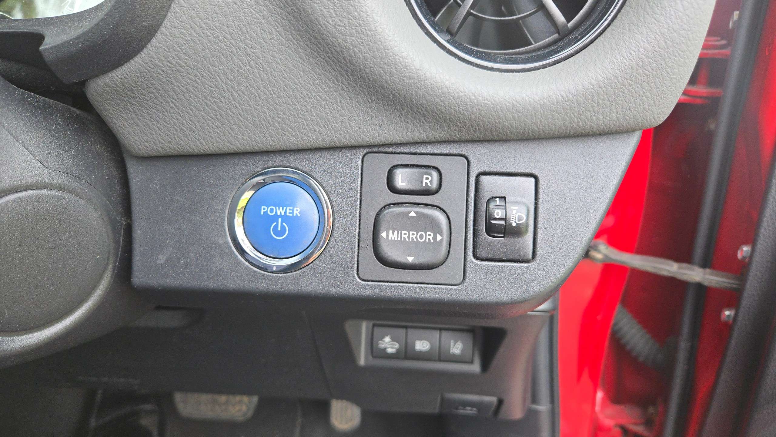 2019 TOYOTA YARIS 2019 TOYOTA YARIS