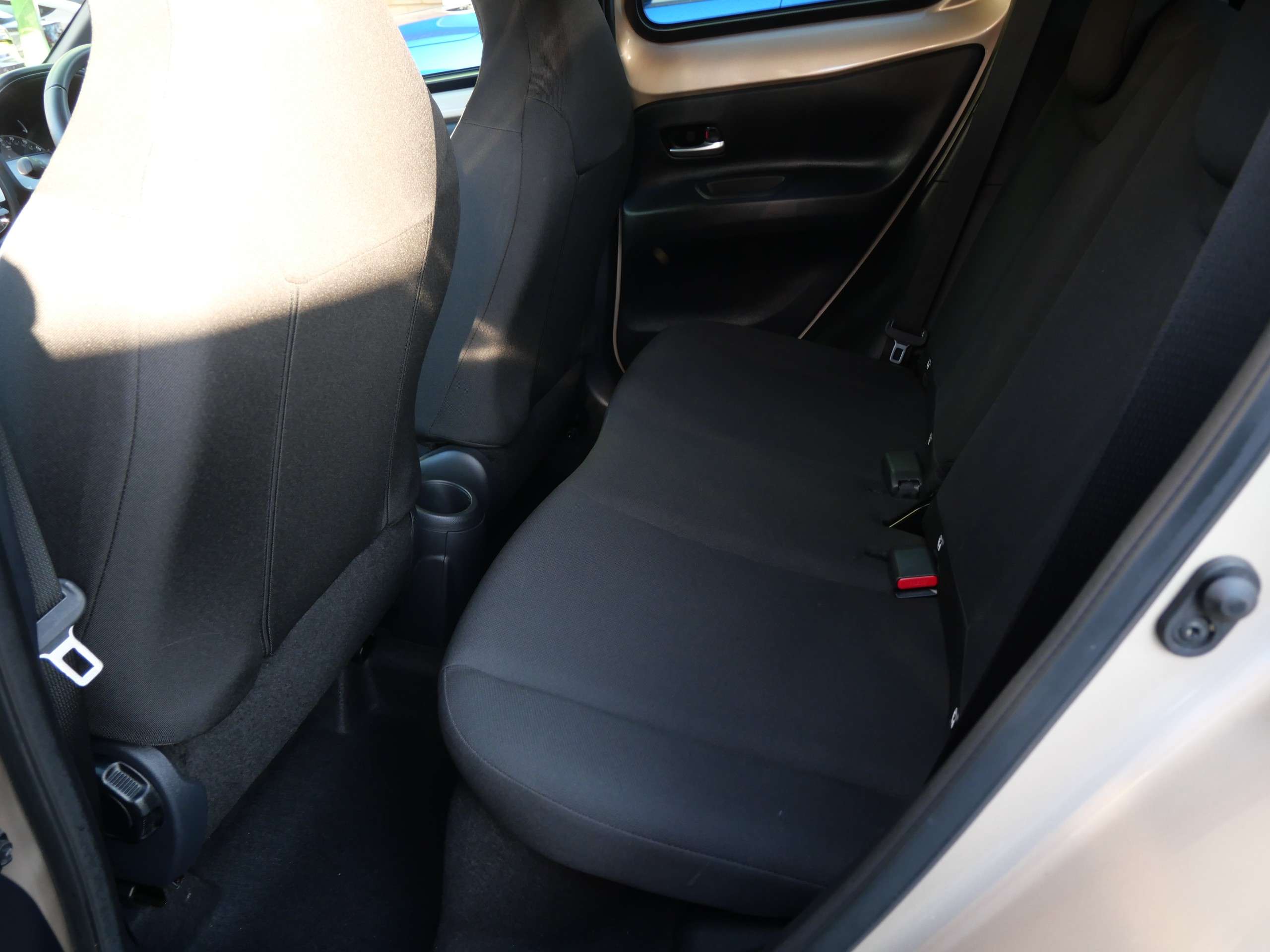 2023 TOYOTA AYGO X 2023 TOYOTA AYGO X