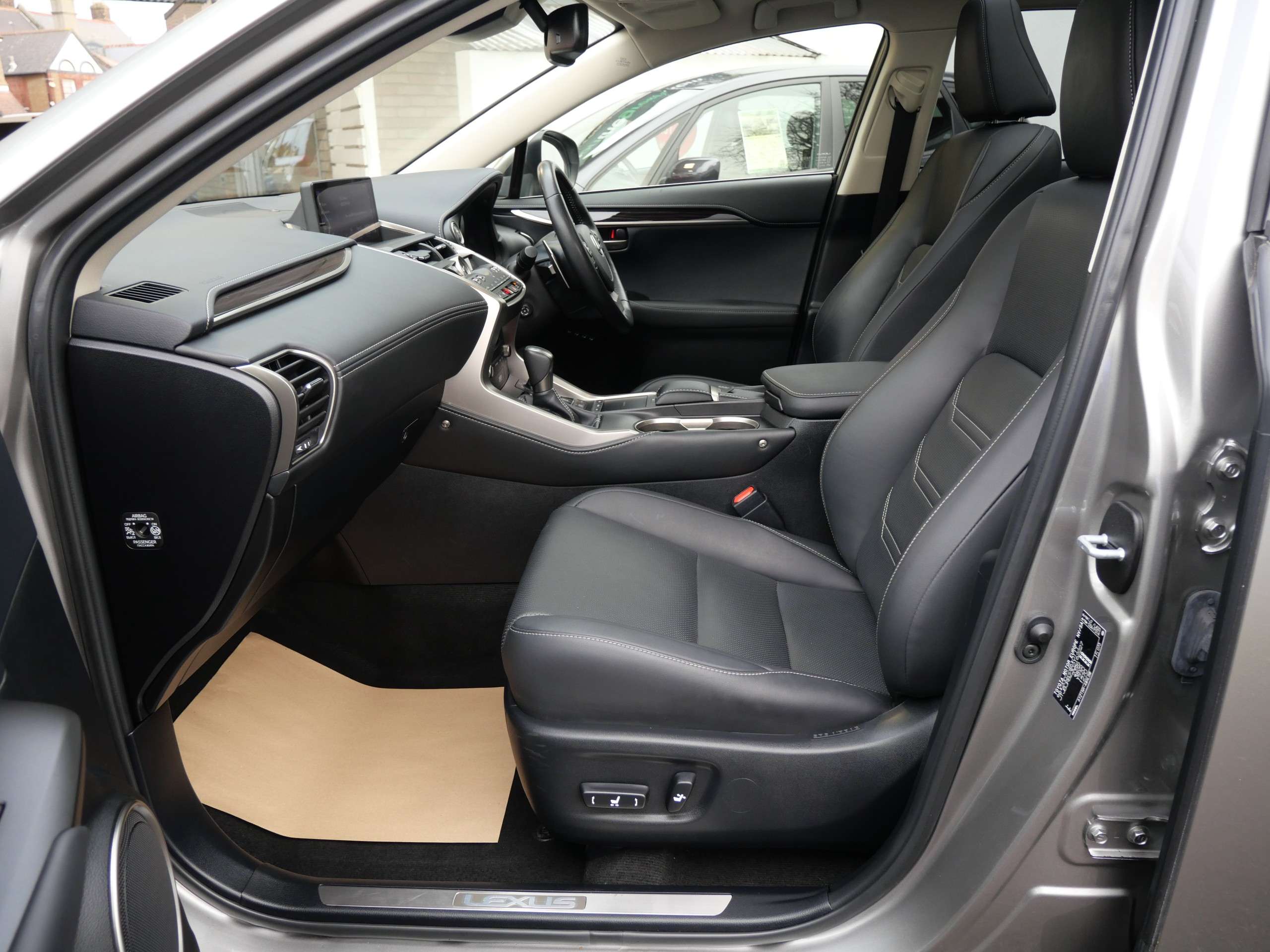 2021 LEXUS NX 2021 LEXUS NX