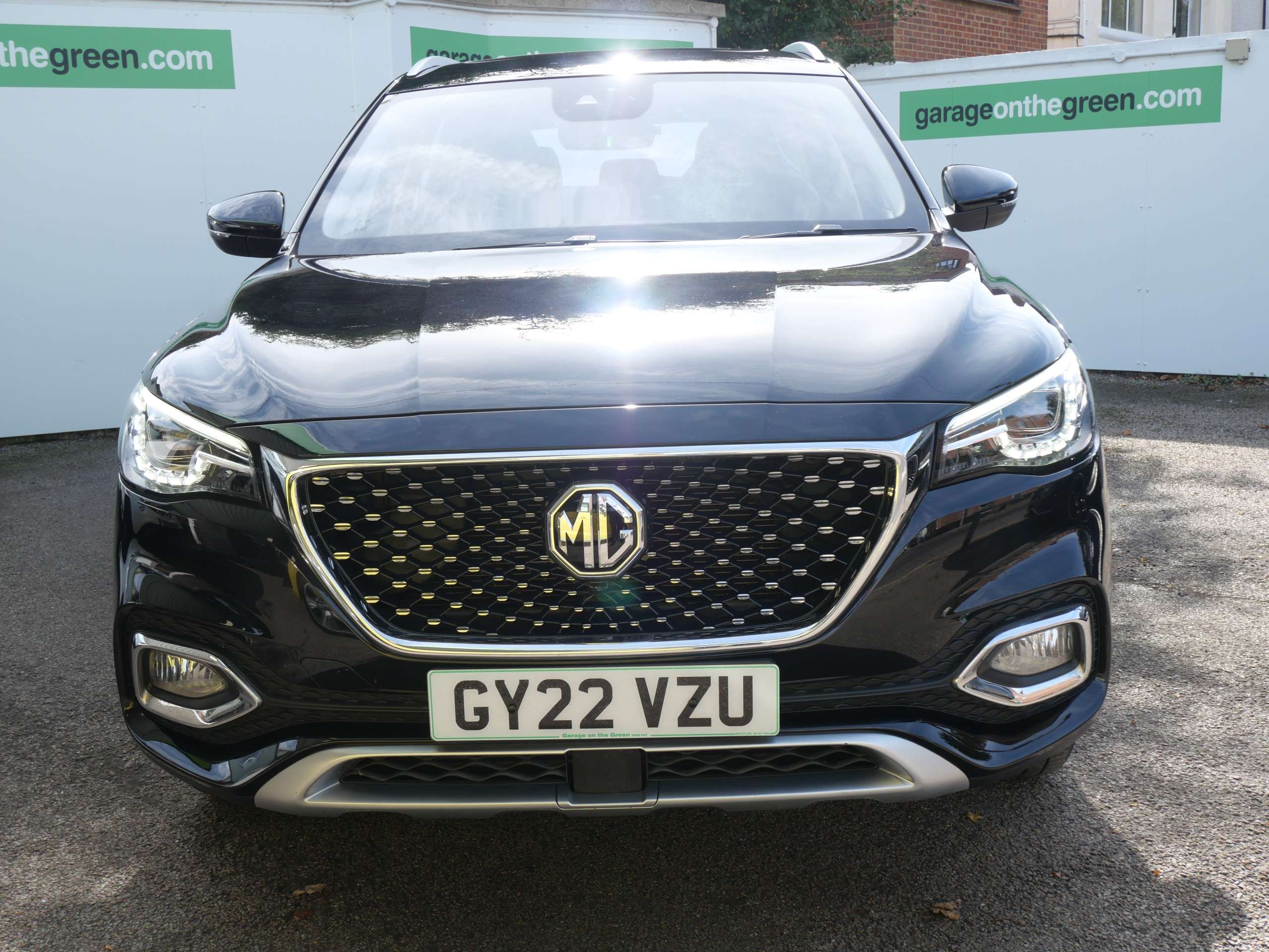 A 2022 MG HS 1.5 T-GDI Exclusive Euro 6 (s/s) 5dr 1 Owner 13000 Miles A 2022 MG HS 1.5 T-GDI Exclusive Euro 6 (s/s) 5dr 1 Owner 13000 Miles
