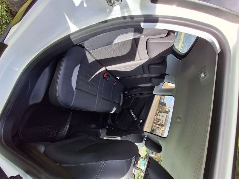 2018 PEUGEOT 2008 2018 PEUGEOT 2008