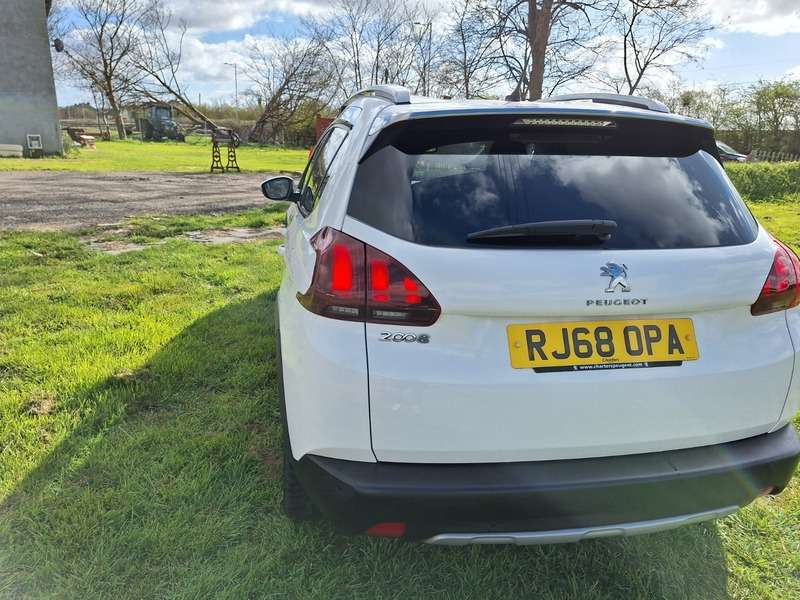 A 2018 PEUGEOT 2008 1.2 PureTech GPF Allure SUV 5dr Petrol EAT Euro 6 (s/s) (110 ps) A 2018 PEUGEOT 2008 1.2 PureTech GPF Allure SUV 5dr Petrol EAT Euro 6 (s/s) (110 ps)