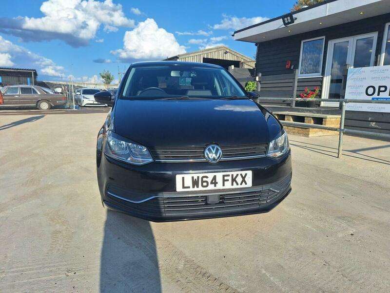 A 2014 VOLKSWAGEN POLO 1.2 TSI BlueMotion Tech SEL A 2014 VOLKSWAGEN POLO 1.2 TSI BlueMotion Tech SEL