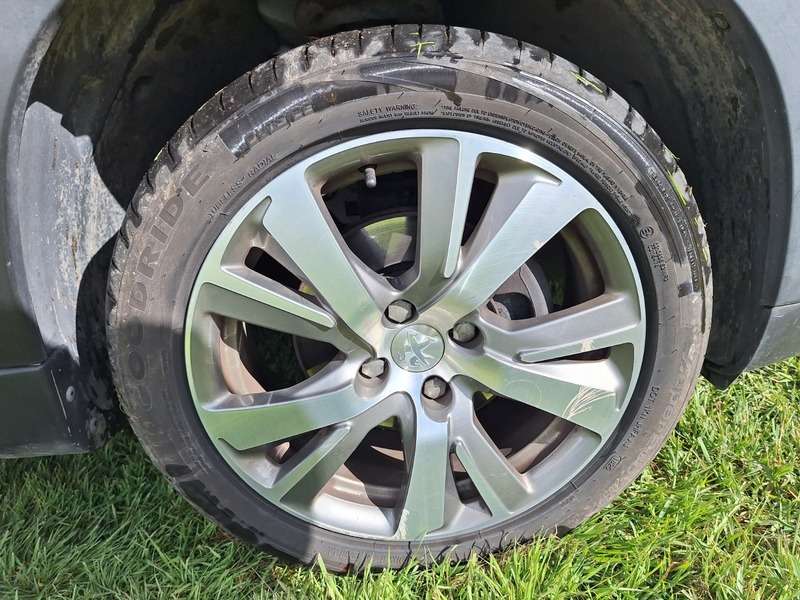 2018 PEUGEOT 2008 2018 PEUGEOT 2008