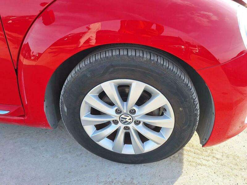 2015 VOLKSWAGEN BEETLE 2015 VOLKSWAGEN BEETLE