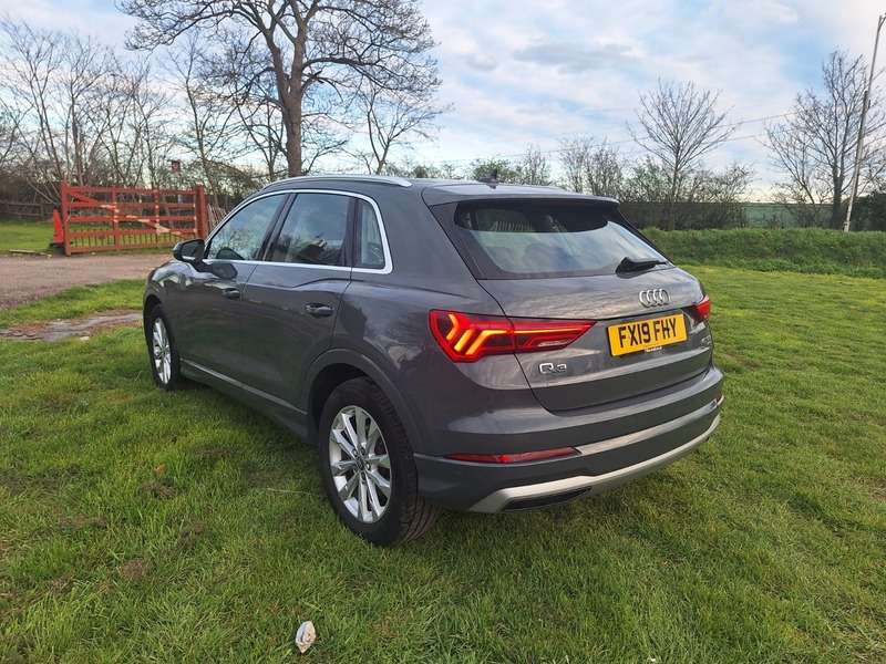 2019 AUDI Q3 2019 AUDI Q3