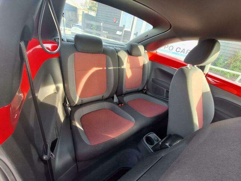 2015 VOLKSWAGEN BEETLE 2015 VOLKSWAGEN BEETLE