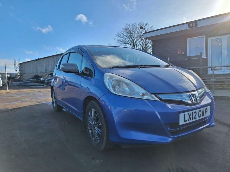 A 2012 HONDA JAZZ LX A 2012 HONDA JAZZ LX