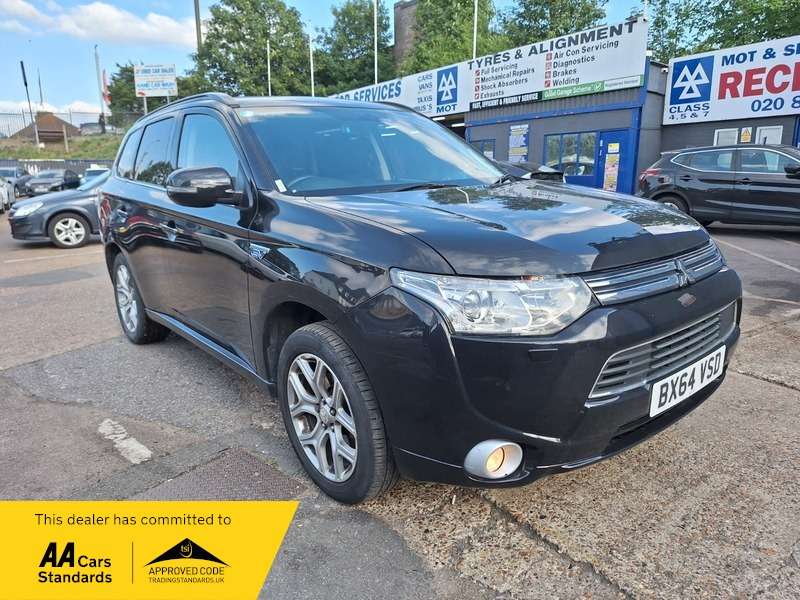 Check out this Mitsubishi Outlander 2014 Hybrid Electric Automatic