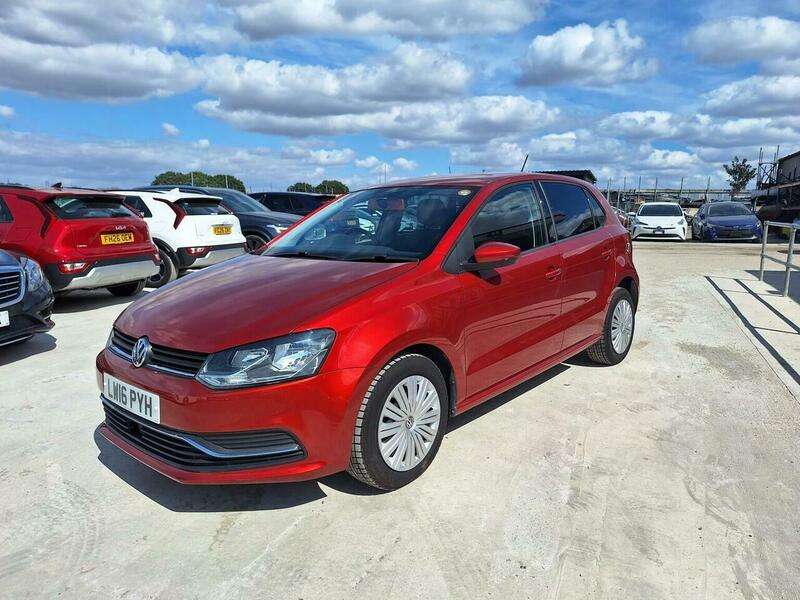 A 2016 VOLKSWAGEN POLO 1.0 TSI BlueMotion Tech SEL A 2016 VOLKSWAGEN POLO 1.0 TSI BlueMotion Tech SEL