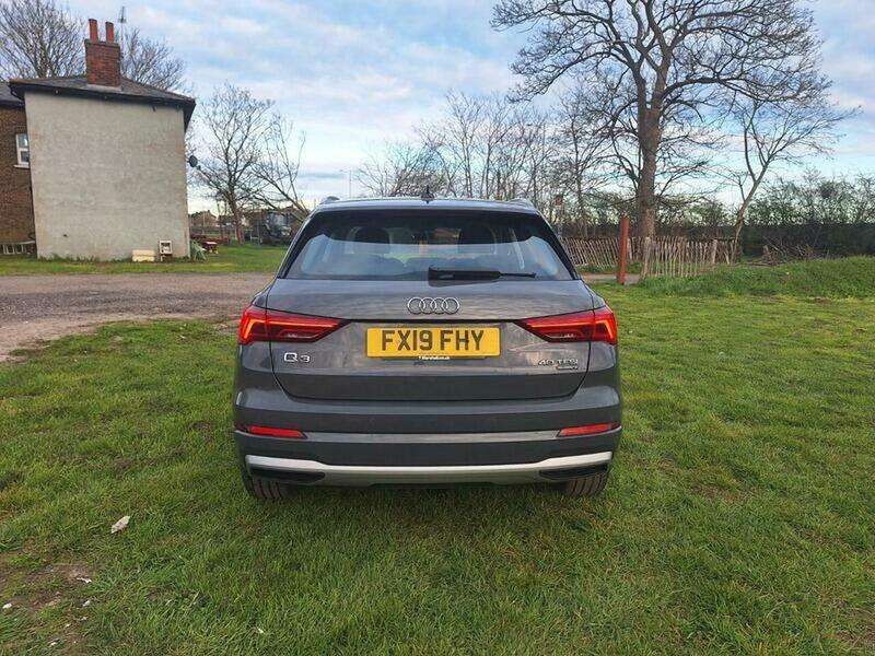 2019 AUDI Q3 2019 AUDI Q3