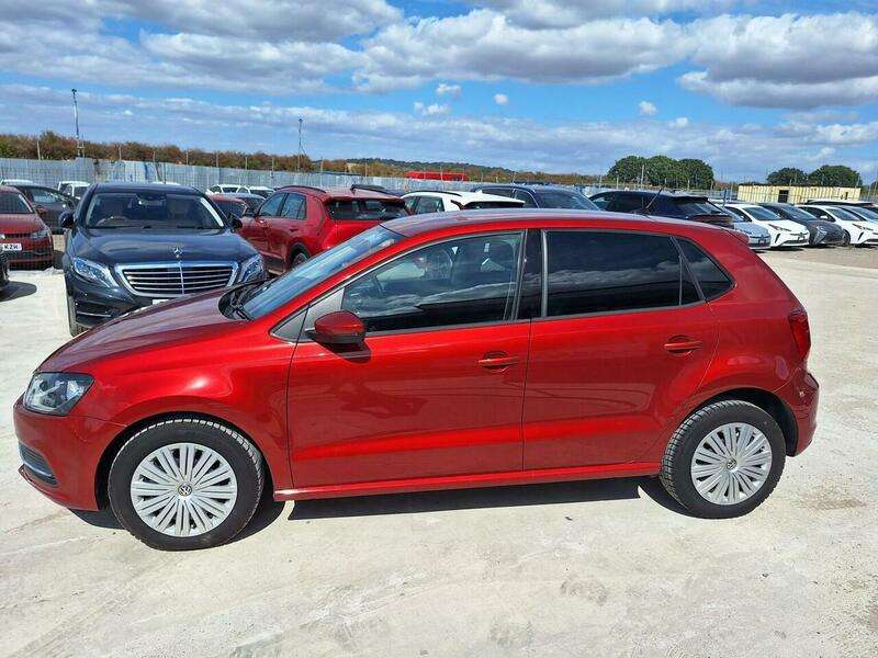 A 2016 VOLKSWAGEN POLO 1.0 TSI BlueMotion Tech SEL A 2016 VOLKSWAGEN POLO 1.0 TSI BlueMotion Tech SEL