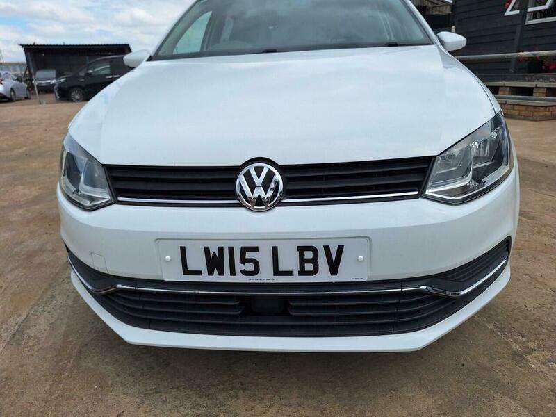 2015 VOLKSWAGEN POLO 2015 VOLKSWAGEN POLO