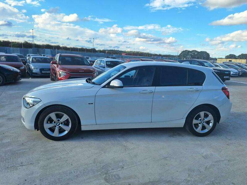 A 2014 BMW 1 SERIES 1.6 116i Sport A 2014 BMW 1 SERIES 1.6 116i Sport