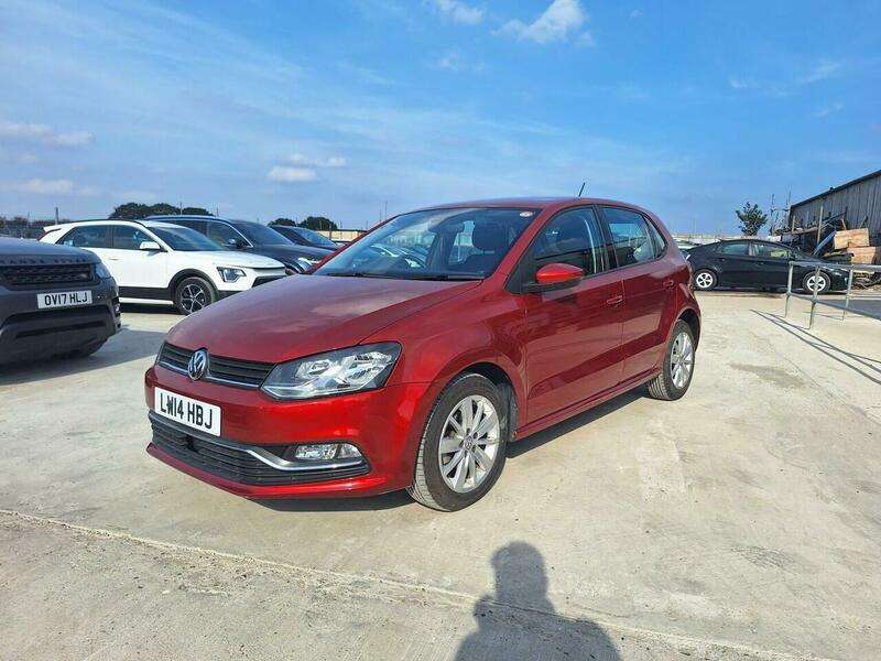 A 2014 VOLKSWAGEN POLO 1.2 TSI BlueMotion Tech Match Edition A 2014 VOLKSWAGEN POLO 1.2 TSI BlueMotion Tech Match Edition