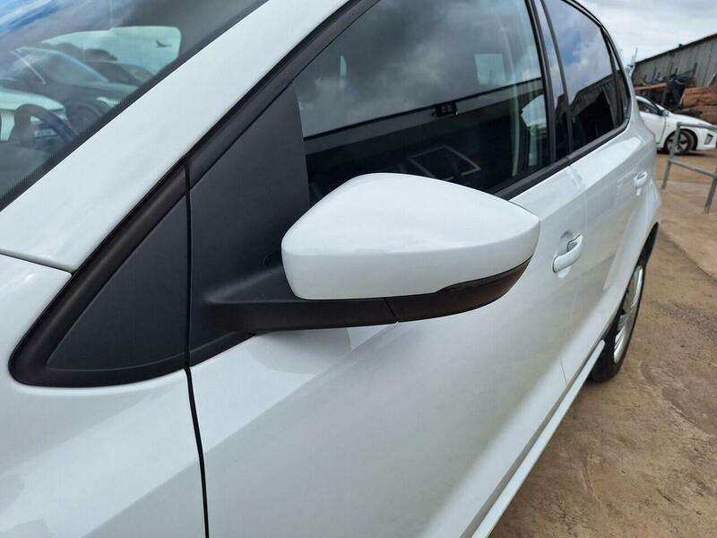 2015 VOLKSWAGEN POLO 2015 VOLKSWAGEN POLO