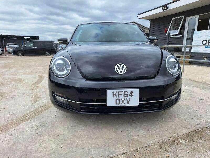 A 2015 VOLKSWAGEN BEETLE 1.2 TSI Design A 2015 VOLKSWAGEN BEETLE 1.2 TSI Design