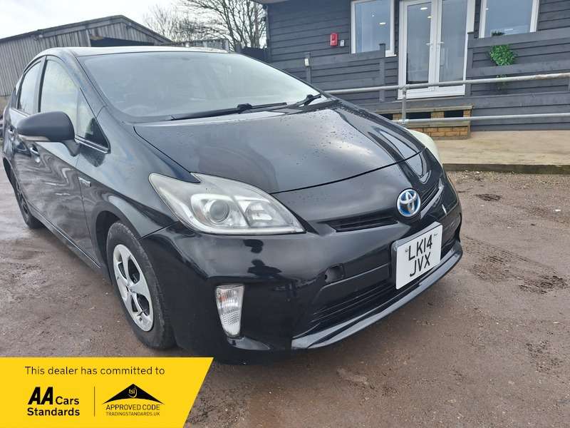 A 2014 TOYOTA PRIUS 1.8 VVT-h T3 Hatchback 5dr Petrol Hybrid CVT Euro 5 (s/s) (136 ps) A 2014 TOYOTA PRIUS 1.8 VVT-h T3 Hatchback 5dr Petrol Hybrid CVT Euro 5 (s/s) (136 ps)