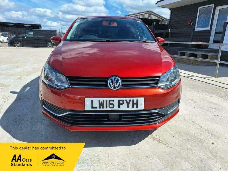 A 2016 VOLKSWAGEN POLO 1.0 TSI BlueMotion Tech SEL A 2016 VOLKSWAGEN POLO 1.0 TSI BlueMotion Tech SEL