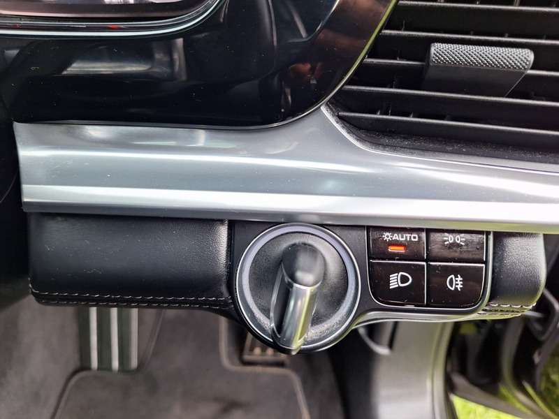 2019 PORSCHE PANAMERA 2019 PORSCHE PANAMERA