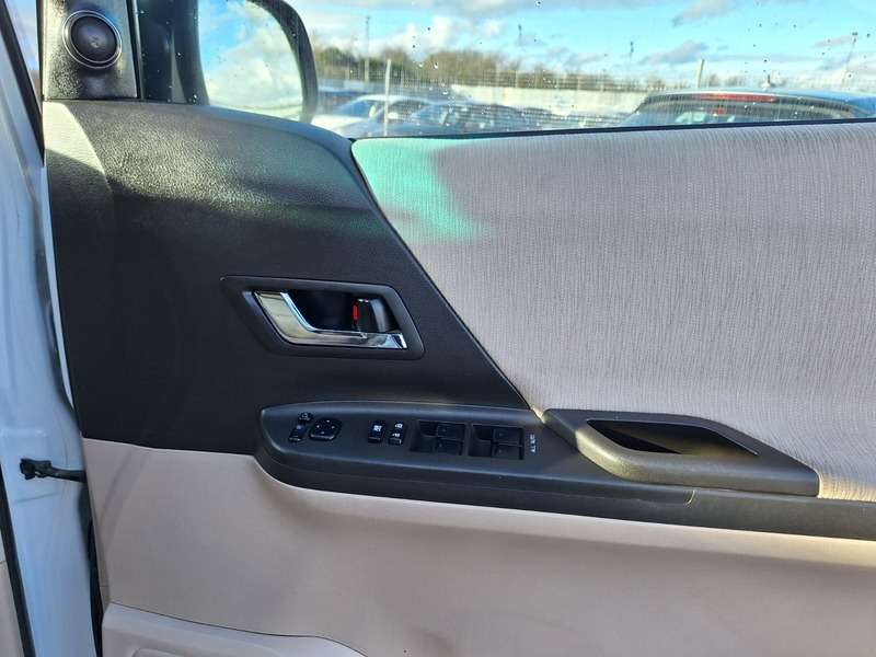 2013 TOYOTA VELLFIRE 2013 TOYOTA VELLFIRE