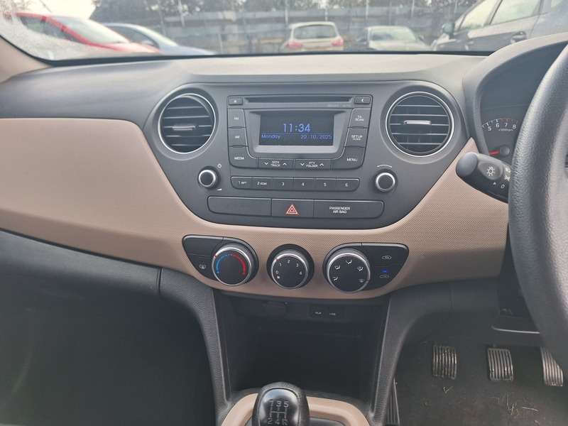 2016 HYUNDAI I10 2016 HYUNDAI I10
