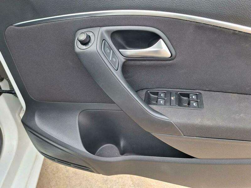 2015 VOLKSWAGEN POLO 2015 VOLKSWAGEN POLO