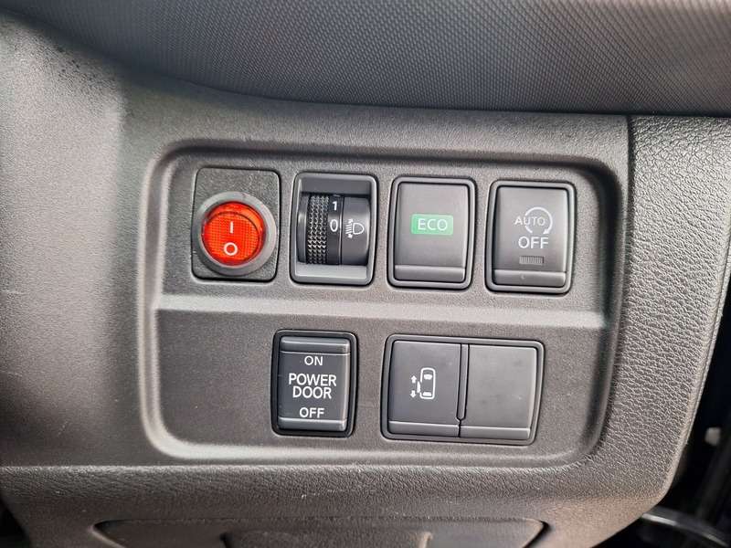 2018 NISSAN SERENA 2018 NISSAN SERENA