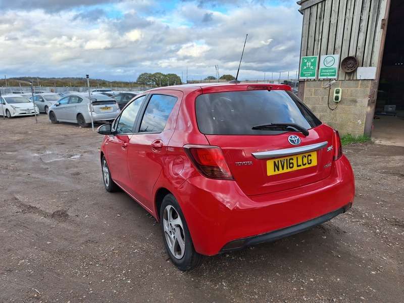 2016 TOYOTA YARIS 2016 TOYOTA YARIS