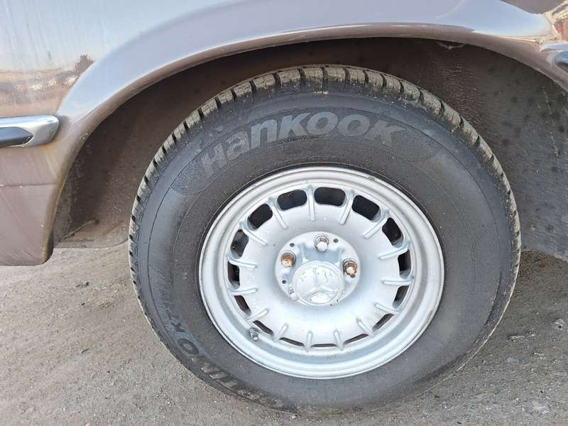 null MERCEDES-BENZ null MERCEDES-BENZ