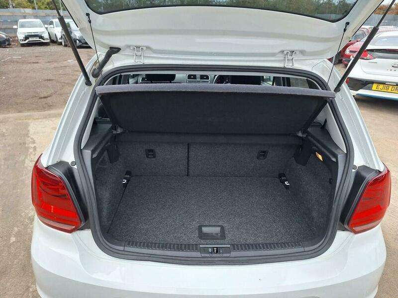 2015 VOLKSWAGEN POLO 2015 VOLKSWAGEN POLO