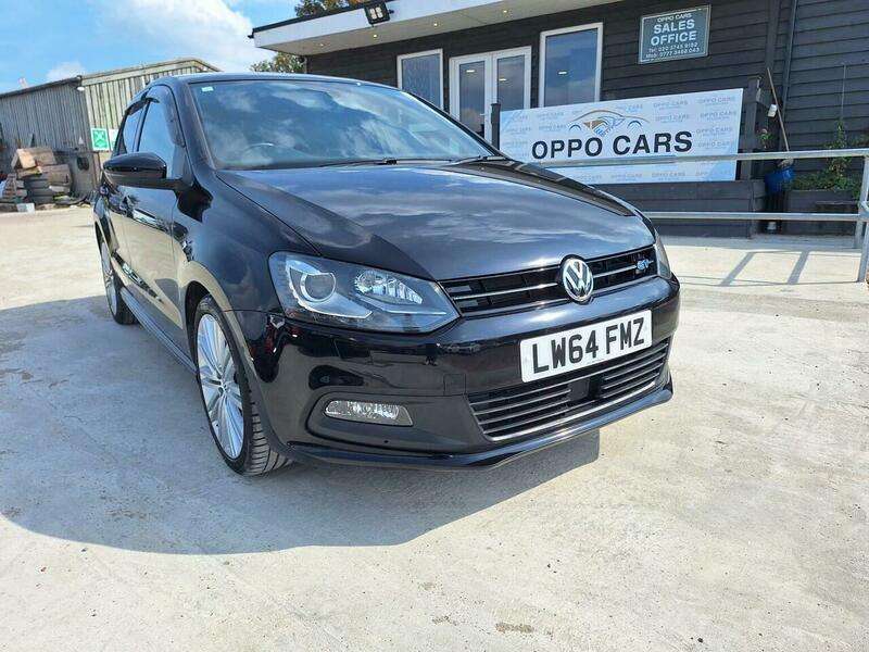A 2014 VOLKSWAGEN POLO 1.2 TSI BlueMotion Tech SE A 2014 VOLKSWAGEN POLO 1.2 TSI BlueMotion Tech SE