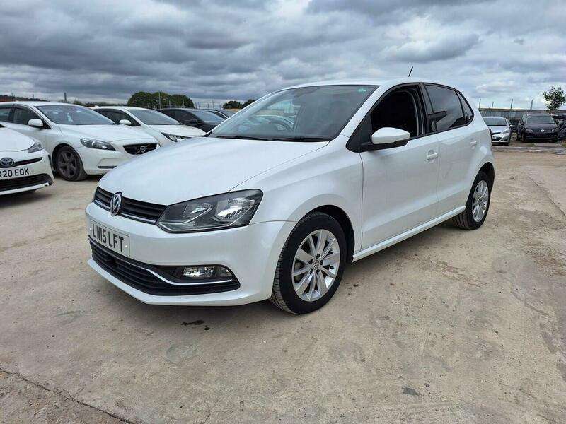A 2015 VOLKSWAGEN POLO 1.0 TSI BlueMotion Tech SEL A 2015 VOLKSWAGEN POLO 1.0 TSI BlueMotion Tech SEL