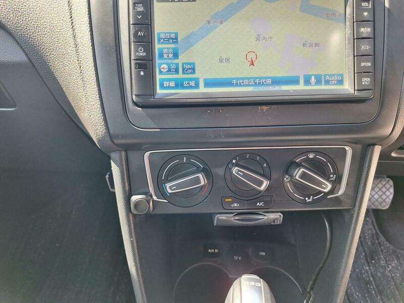 2015 VOLKSWAGEN POLO 2015 VOLKSWAGEN POLO