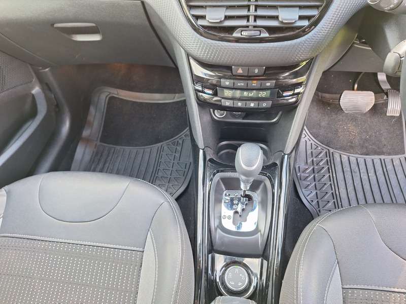 2018 PEUGEOT 2008 2018 PEUGEOT 2008