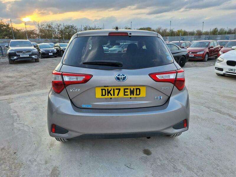 2017 TOYOTA 2017 TOYOTA