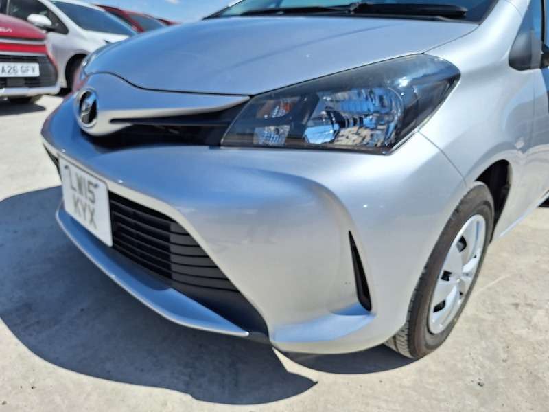 2015 TOYOTA 2015 TOYOTA