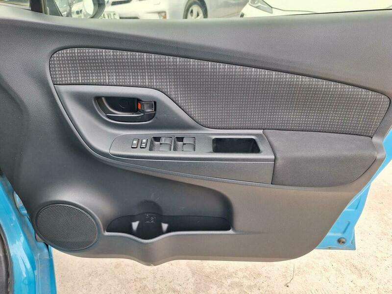 2017 TOYOTA 2017 TOYOTA
