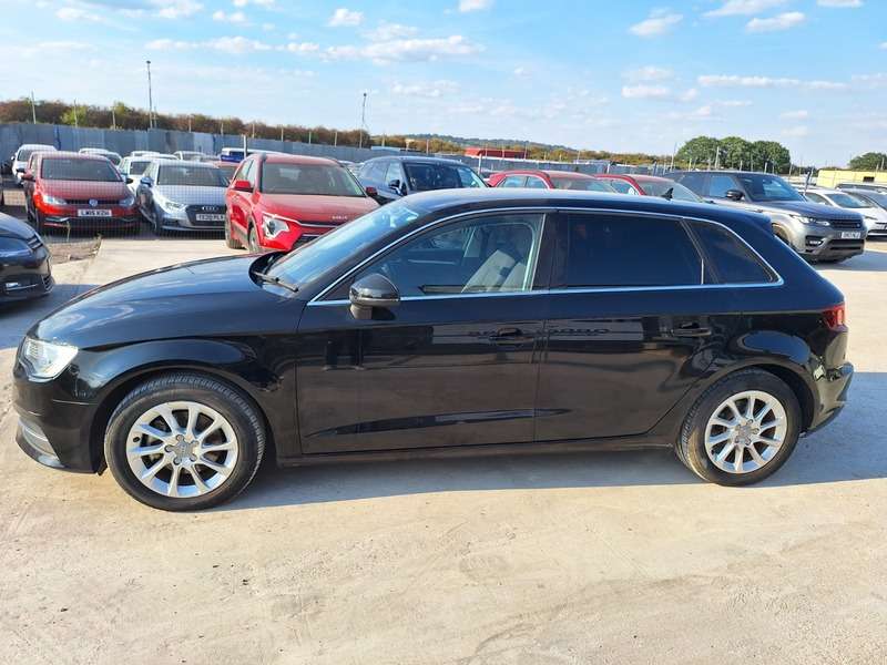 A 2015 AUDI A3 2.0 TFSI SPORT A 2015 AUDI A3 2.0 TFSI SPORT
