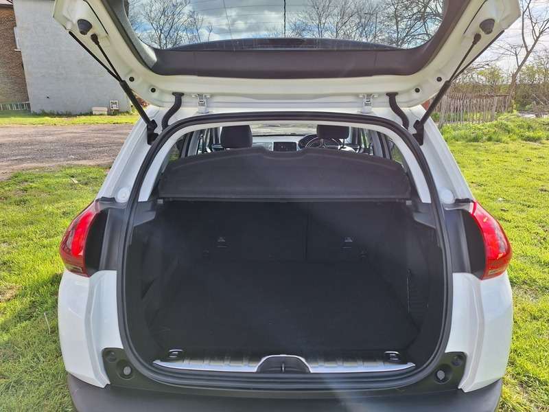 2018 PEUGEOT 2008 2018 PEUGEOT 2008