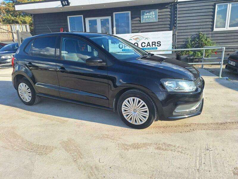 A 2014 VOLKSWAGEN POLO 1.2 TSI BlueMotion Tech SEL A 2014 VOLKSWAGEN POLO 1.2 TSI BlueMotion Tech SEL