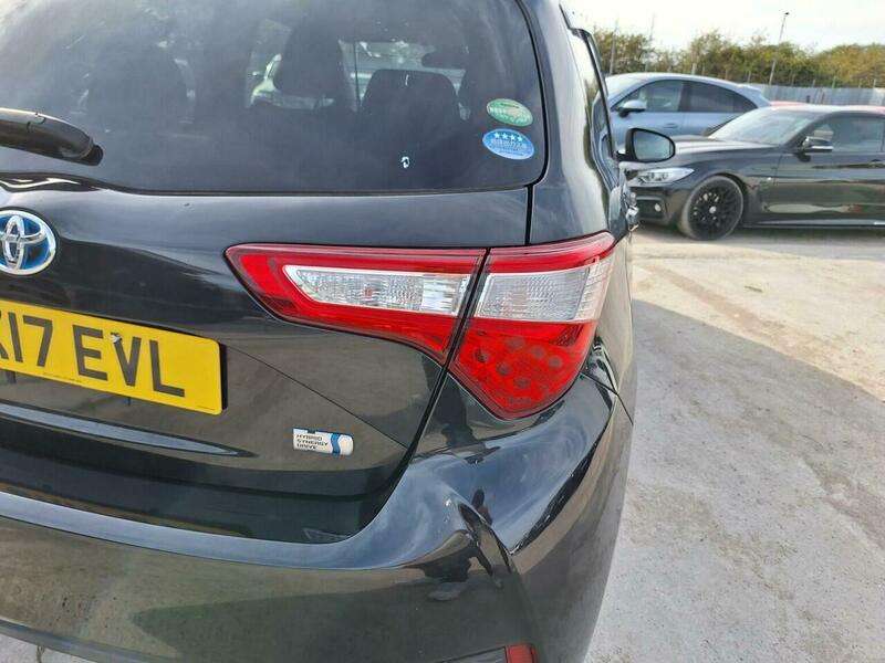 2017 TOYOTA 2017 TOYOTA