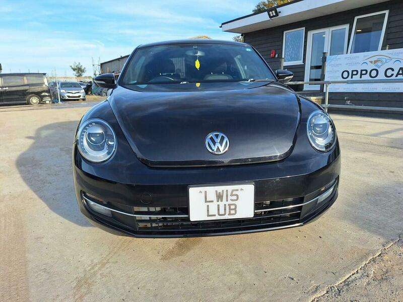 A 2015 VOLKSWAGEN BEETLE 1.2 TSI Design A 2015 VOLKSWAGEN BEETLE 1.2 TSI Design